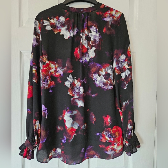 Lightweight Black Floral Chiffon blouse by Ellen Tracy in Small-med - Picture 3 of 12